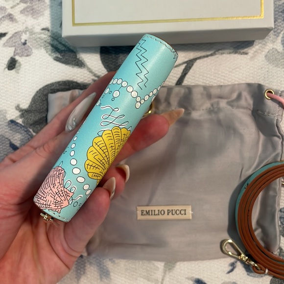 Emilio Pucci Card Case - Picture 7 of 8